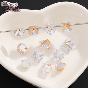 Perles de zircon en cristal de Nantong à quatre griffes inversées, rondes et carrées, pour la fabrication de bijoux - Product Image 2