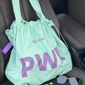 Sac fourre-tout en velours côtelé souple de grande capacité personnalisé étui à cosmétiques à fermeture à cordon - Product Image 6