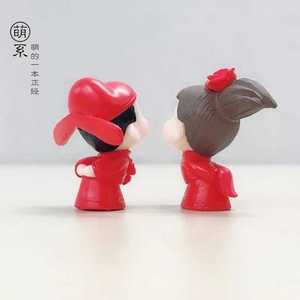 รูปปั้นเรซิ่นคู่แต่งงานแบบจีนโบราณ สีแดง ขนาดเล็ก สำหรับตกแต่งฉาก DIY - Product Image 3