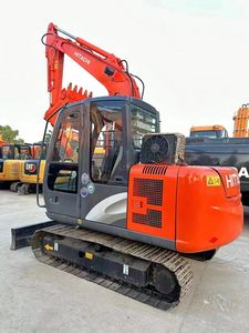 Miniexcavadora Usada Hitachi Zaxis 60 Fabricada en Corea del Sur, 6 Toneladas, Zx60-5, Motor Yanmar, Bomba Kawasaki, Certificación EPA y CE, para Agricultura - Product Image 3
