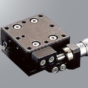 โต๊ะเลื่อนแกน X แบบลูกกลิ้งไขว้ Suruga Seiki B11-60 อุปกรณ์เคลื่อนย้ายแบบรางเพลาโปร่งที่มีความแม่นยำสูงพิเศษ - Product Image 3