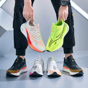 Chaussures de sport respirantes en maille de haute qualité pour femmes et hommes, style basketball décontracté, légères, antidérapantes, personnalisables - Product Image 2