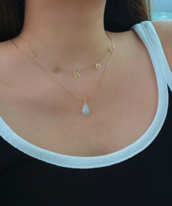 Xinfly 2026 Nuevo Colgante de Lujo de Oro de 18K con Diamante Natural en Forma de Gota de Agua, Joyería Fina de Moda para Mujer, Colgante para Boda o Fiesta - Product Image 2