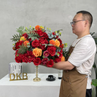 Centre de table personnalisé, centre de table floral coloré, chemin de table luxueux, boule de fleurs pour décorations de mariage