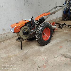 Motoculteur diesel 8HP 20HP / Mini motoculteur à chenilles télécommandé <span class=keywords><strong>pour</strong></span> verger - Product Image 4