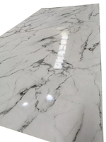 Panneau de décoration murale en PVC de couleur crème blanche à motif marbré