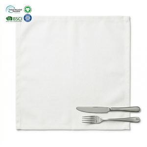 Serviettes en tissu blanches réutilisables 20x20 pouces, ourlées, mélange polyester-coton, imperméables, écologiques, taille personnalisable pour événements de luxe - Product Image 1