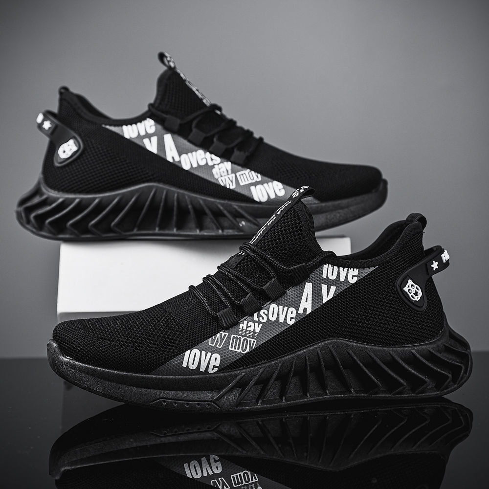 Men's White Sneakers Comfortable and Stylish Outdoor Shoes