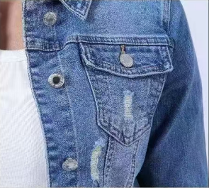 Chaqueta vaquera recortada de diseño europeo para mujer, informal, de encaje lavado con ácido sólido, contraste, primavera Otoño, agujero con incrustaciones de diamantes - Product Image 4