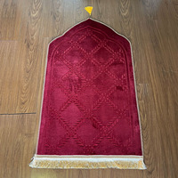 Tapis de prière musulman portable en polyester et mousse gaufrée antidérapant, lavable pour la maison, les voyages, la voiture et le camping