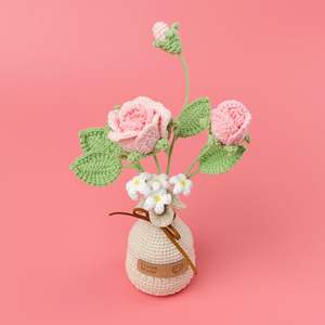 Fleurs en pot au crochet faites à la main Bulbes <span class=keywords><strong>de</strong></span> tulipes tricotés Fleur artificielle en laine Plante pour la décoration <span class=keywords><strong>de</strong></span> la maison Bureau Bonsaï - Product Image 4