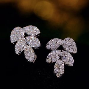 Xinfly Engagement Wedding Gift Designer 18K Solid Gold 1ct Diamond <b>Leaf</b> Stud Earrings - Product Image 1