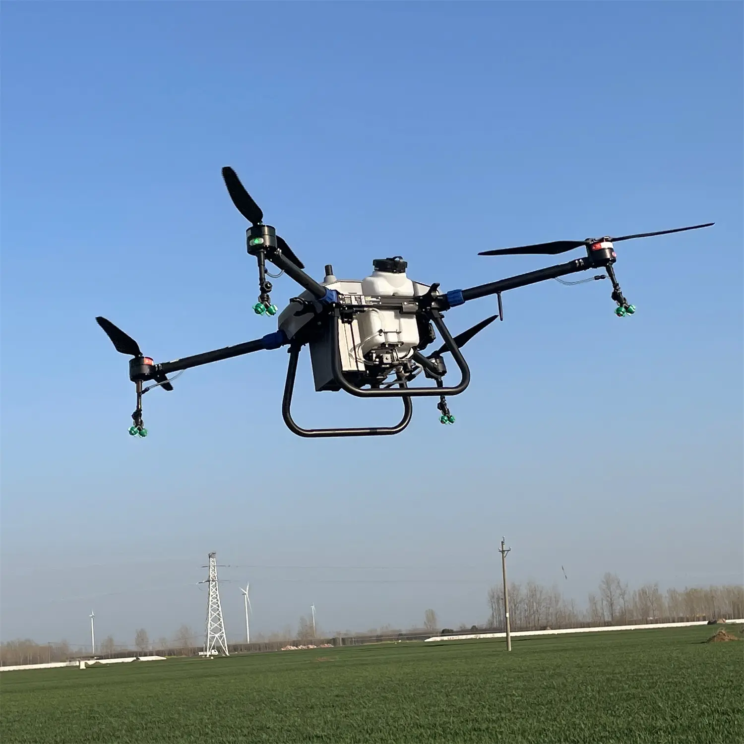 Newest selling 15L 8 nozzles crop Sprayer UAV Drone Agricultural Sprayer Helicopter Farm Tool Spraying for Farms sugarcane