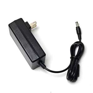 Chargeur de batterie Li-ion 16,8 V 2 A ABS DC pour <span class=keywords><strong>TheraGun</strong></span>, Hyperice, Medcursor, Mebak, Toloco, Sportneer, Sonic Fusion, 100-240 V/0,5 A 2 - Product Image 1