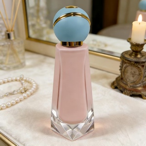 Wholesale Middle East 50ml 100ml Clear Glass Spray <b>Bottle</b> Empty Fine <b>Mist</b> Gold Lid Perfume <b>Bottle</b> - Product Image 3