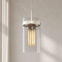 Luminaire suspendu moderne en verre cylindrique transparent avec finition en laiton pour hôtel, salle à manger et îlot de cuisine