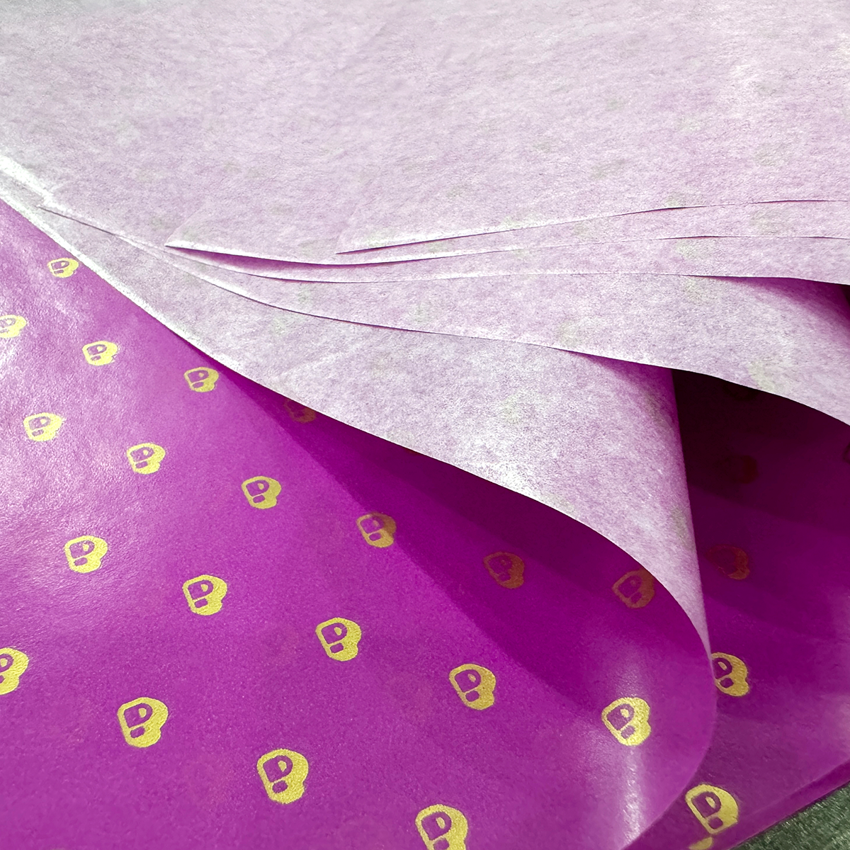 Custom Printed Logo & Graphics on Thin Size Kraft Art Paper with White Wrapping Custom Cut Made From Coated & Offset Paper
