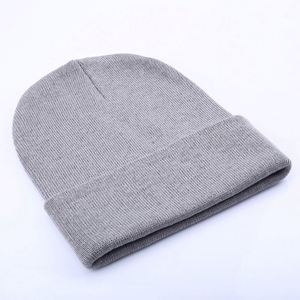 Gorros de Invierno Personalizados de Fábrica con Logotipo, Color Sólido, Unisex, 100% Acrílico, Tejidos, Bordados - Product Image 4