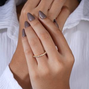 Elegante Anillo de Eternidad con Baño de Oro y Estilo Diamante para Mujer, Joyería Fina y Minimalista para Uso Diario, Regalo de Compromiso - Product Image 2