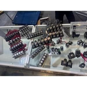 Vanne solénoïde haute pression 1/2 pouce fileté, pour milieux acides à température normale, commande électronique, usage industriel - Product Image 1