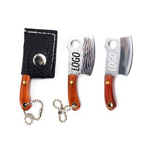 Mini hachette en acier inoxydable avec poignée en bois et étui en cuir - Product Image 1