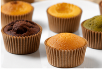 Moules à muffins jetables YuanTong en papier de pâte de bois naturelle laminé PET de qualité alimentaire pour four et friteuse à air, 2 tailles, 300 pièces