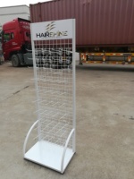 Étagère de présentation de produits en métal pour magasins, panneaux de grille en fil métallique, crochet mural, prix bas, vente chaude, personnalisable