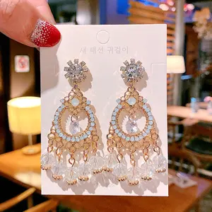 Grosir Mode Anting-Anting Liontin Berlian Imitasi Berkilau Rumbai Kristal Lingkaran Besar Perhiasan Anting-Anting