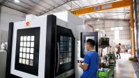 Molde de Inyección de Plástico Personalizado CNC para Vehículos con Piezas de Silicona - HANOI MOULD TECHNOLOGY