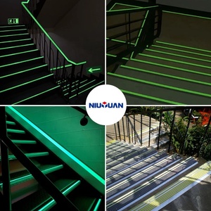 NIUYUAN <span class=keywords><strong>Precio</strong></span> <span class=keywords><strong>de</strong></span> fábrica Seguridad Resplandor en la oscuridad Tira luminosa Nariz <span class=keywords><strong>de</strong></span> escalera - Product Image 5
