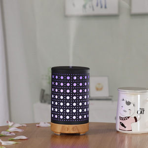 Diffuseur d'arômes créatif en fer forgé du fabricant d'origine, humidificateur de bureau à ultrasons portable, capacité de 0,5 L - Product Image 2