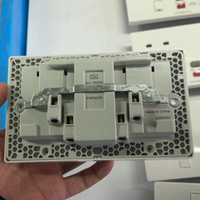 Vente en gros de prises RCD 13 A 1 Gang 2 Gang Prise DP verrouillée RCD commutée avec prise protégée RCD 30mA standard BS