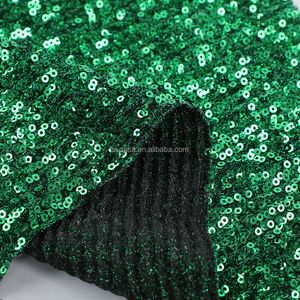 2025 New Arrival Shiny <span class=keywords><strong>3Mm</strong></span> Sequins Thêu xếp li Vải Màu Xanh Lá Cây Polyester Lưới Cho Trang Phục Cưới Phụ Kiện Cho Cô Gái - Product Image 3