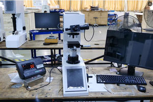 בודק קשיות ויקרס דיגיטלי אוטומטי מדגם FHV-1000MDT עם מסך מגע, בעל כוח דחיפה של 1000gf (1 קילוגרף) - Product Image 2