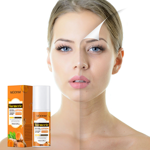 Lozione lenitiva alla curcuma Private Label 100ml per l'idratazione antinfiammatoria della pelle sensibile e incline all'acne con estratti naturali - Product Image 4