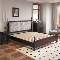 Massives Eschenholz Maßgefertigtes Kingsize-Bett Luxuriöser Französischer Stil Hochdichter Schaumstoff-Kopfteil Amerikanisches Vintage-Schlafzimmer-Set
