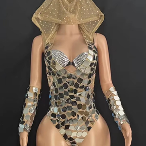 Combinaison en mousseline de soie à capuche super scintillante, style A-line, tenue de performance mystérieuse pour DJ féminine de luxe, la plus belle - Product Image 1