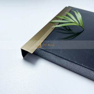 ขอบกระเบื้องสแตนเลส EX407 หรูหราเคลือบ PVD สีทอง  ลายตกแต่งสแตนเลสสำหรับโรงแรม  ดีไซน์สำหรับตกแต่งผนังกระเบื้อง - Product Image 2