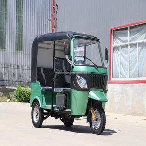 Motocicleta de Tres Ruedas con Asientos Cómodos, Carrocería Cerrada, 6 Pasajeros, Alta Capacidad de Carga, Motor de Gasolina - Product Image 3