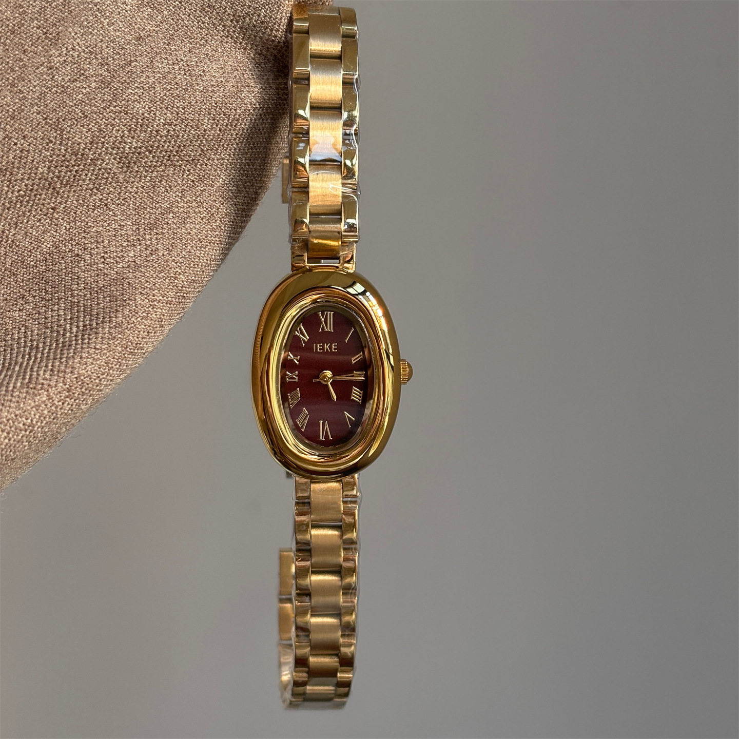 Gold Red