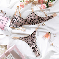 Sujetador de anillo de acero con estampado de leopardo estampado cómodo para mujer americana Europea traje de pecho pequeño Nuevo Bikini de reunión Sexy