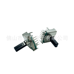 Interrupteur rotatif à bande multi-positions vertical Rs17 à 10 broches, 16 mm, indice de protection IP31, 250 V - Product Image 3