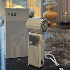 Fanos <b>Handheld</b> <b>Fan</b> With Digital Display Brushless Motor Portable Mini <b>Fan</b> For Outdoor Use - Product Image 2