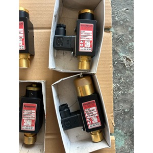 Vanne hydraulique MacGREGOR DS 302, 300 bars max, 24V DC 5A, équipement d'automatisation industrielle - Product Image 3