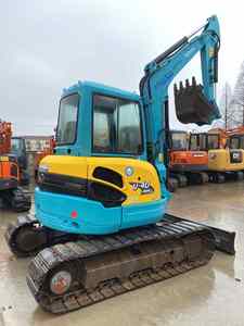 รถขุดขนาดเล็ก 4 ตัน ประสิทธิภาพสูง รุ่น Kubota U40-3S แบบ Zero Tail Swing สำหรับงานในเขตเมือง - Product Image 3