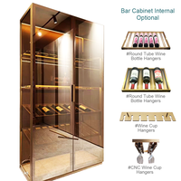 Meuble mural de luxe or noir grande armoire à vin d'angle avec lumière