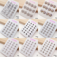 Pendientes de tuerca XUPING chapados en oro de 18 quilates con circonita cúbica pavé floral, delicados, para el día a día, joyería de moda para mujer, estilo chic.