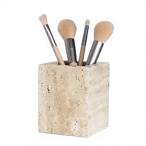 Support de pinceaux de maquillage en marbre en gros pour le rangement des outils de beauté et le style moderne des coiffeuses par AALIYAN IMPEX - Product Image 1