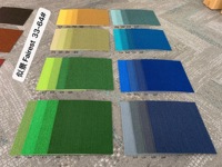 Dalles de moquette modulaires artistiques et colorées, avec support amortissant, ignifuges, carrées, en PVC vert, en nylon, adaptées aux animaux domestiques, antidérapantes, pour hôtels