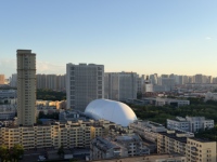Dôme gonflable moderne en résine PVDF pour sites sportifs, structure de fondation soutenue par l'air